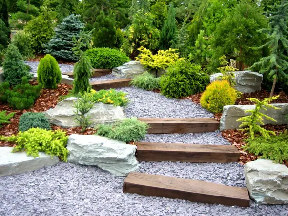 feng-shui-garden-stairs