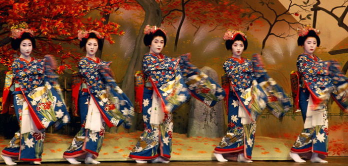 Kitano-Odori-Kamishichigen-Kaburenjo-Hall-Kyoto-Japan-1-1600x1200
