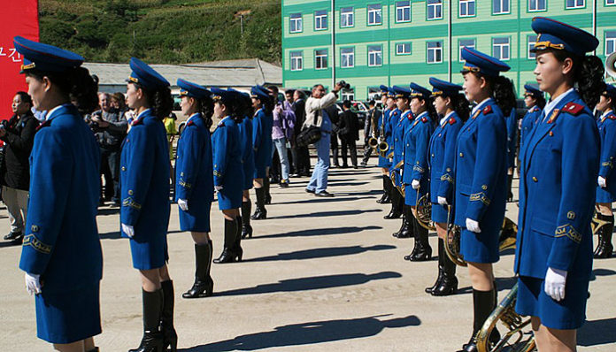 parade-535179_960_720