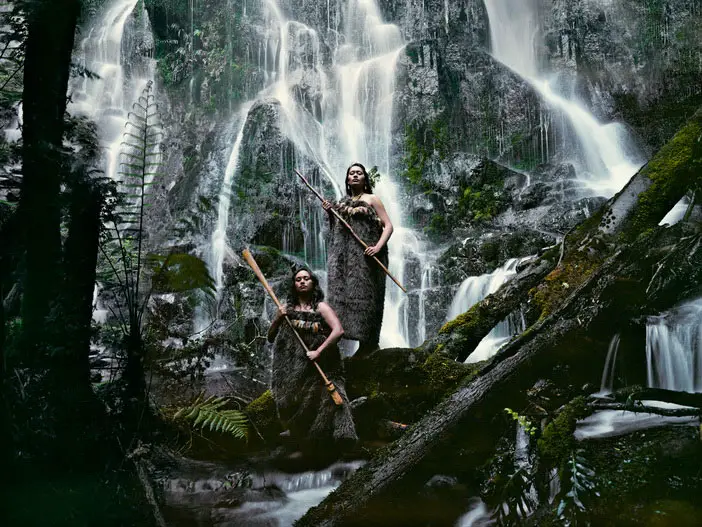 Maori Women at Huka Falls - Jimmy Nelson