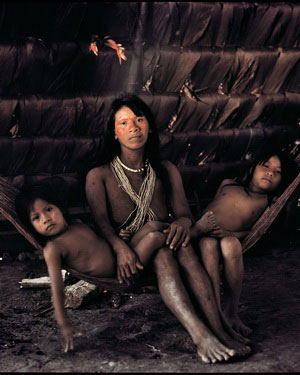 7 Huaorani - Jimmy Nelson