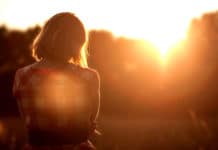 “Preživljavanje” smrti voljenih osoba i pomoć preminulima na njihovom duhovnom putu