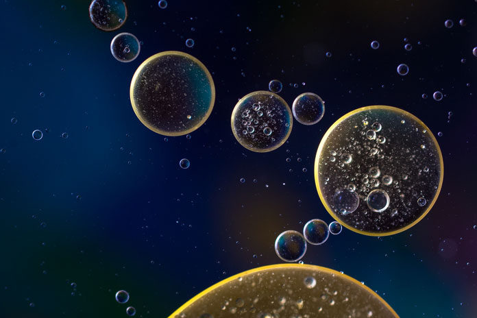 oil-in-water-1438382_1920