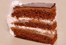 Brza čokoladna torta bez laktoze i jaja: Dvije pjenaste kreme, tri još mekše kore! (RECEPT, VIDEO)