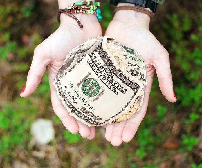 bracelets-cash-crumpled-271168