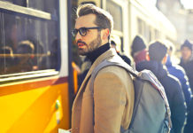 Što se dogodi kada se svi horoskopski znakovi nađu na autobusnoj stanici?