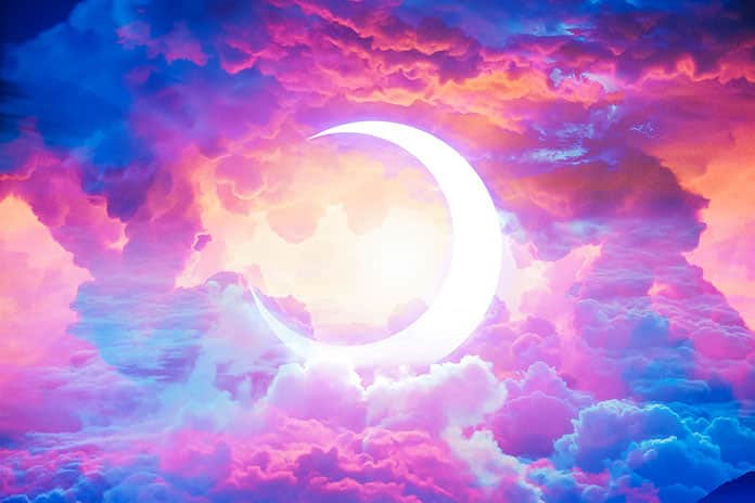 moon-6789668_1920