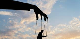 13 razloga zašto privlačite narcise i kako se s njima zauvijek oprostiti