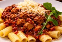 Veganska pašticada od seitana – Savršen blagdanski ručak za cijelu obitelj!