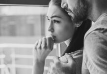 8 znakova da vas netko tiho isključuje iz svog života