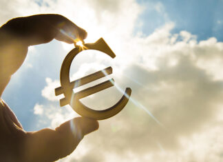 Financijski horoskop za svibanj/maj 2026.: Blizanci otvaraju nova vrata, Ribe napokon traže više!