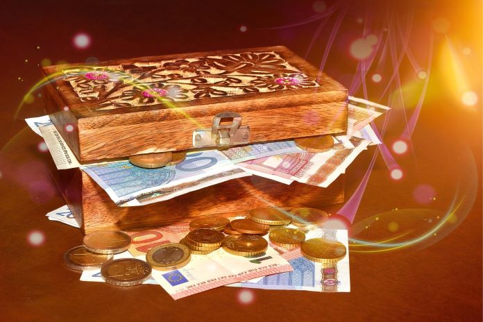treasure-chest-619876_1280