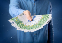 Financijski horoskop za kolovoz/avgust 2026.: Rakovi mijenjaju način zarade, a Vage ulaze u presudne poslovne pregovore