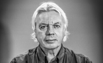 „Tek kad znamo tko smo, možemo spoznati slobodu.” – 80 citata Davida Ickea koji potiču na razmišljanje