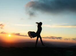 Kad ljudi pričaju o drugima, ustvari pričaju o sebi