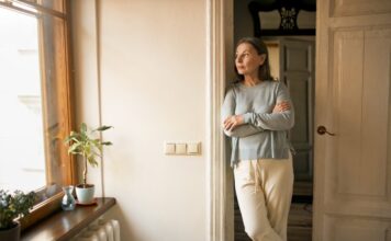 Nikada ne pozivaju goste u kuću? Psiholozi kažu da to otkriva mnogo o ličnosti