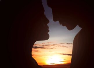 Seksualna prošlost ne nestaje: Kako odnosi iz prošlosti oblikuju tvoje tijelo, emocije i sadašnji život