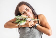 Tri znaka Zodijaka će imati najviše sreće s novcem u travnju/aprilu 2026.