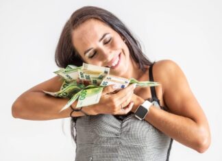 Tri znaka Zodijaka će imati najviše sreće s novcem u travnju/aprilu 2026.