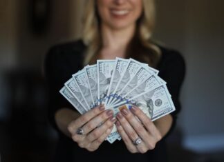 Financijski horoskop od 15.6. do 21.6.2026.: Blizanci ulaze u novi financijski ciklus, Jarcima se trud isplaćuje!