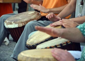 Dobro došli u tečaj Muzičarenja – slobodnog, kreativnog, intuitivnog i improviziranog muziciranja!